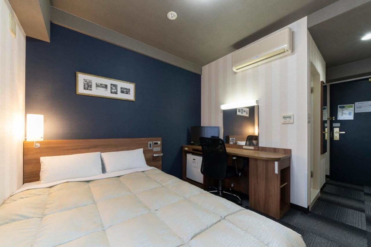 Hotel Econo Tsu Station Buitenkant foto